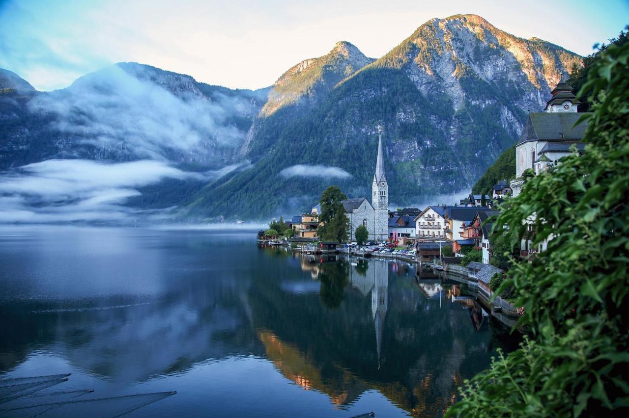 Haus Am Hof - 15th Century House At The Lake, Near The Marketplace, With A Balcony * Hallstatt